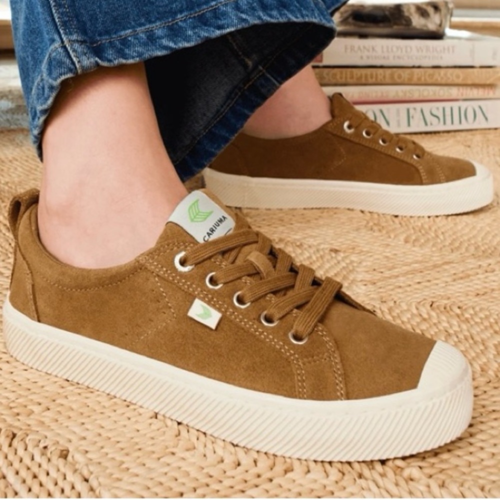 Cariuma Brown Suede Sneakers